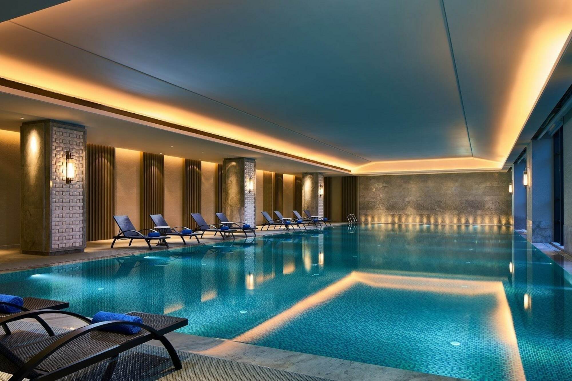 Wanda Realm Qingdao Movie Metropolis Hotel Exterior photo