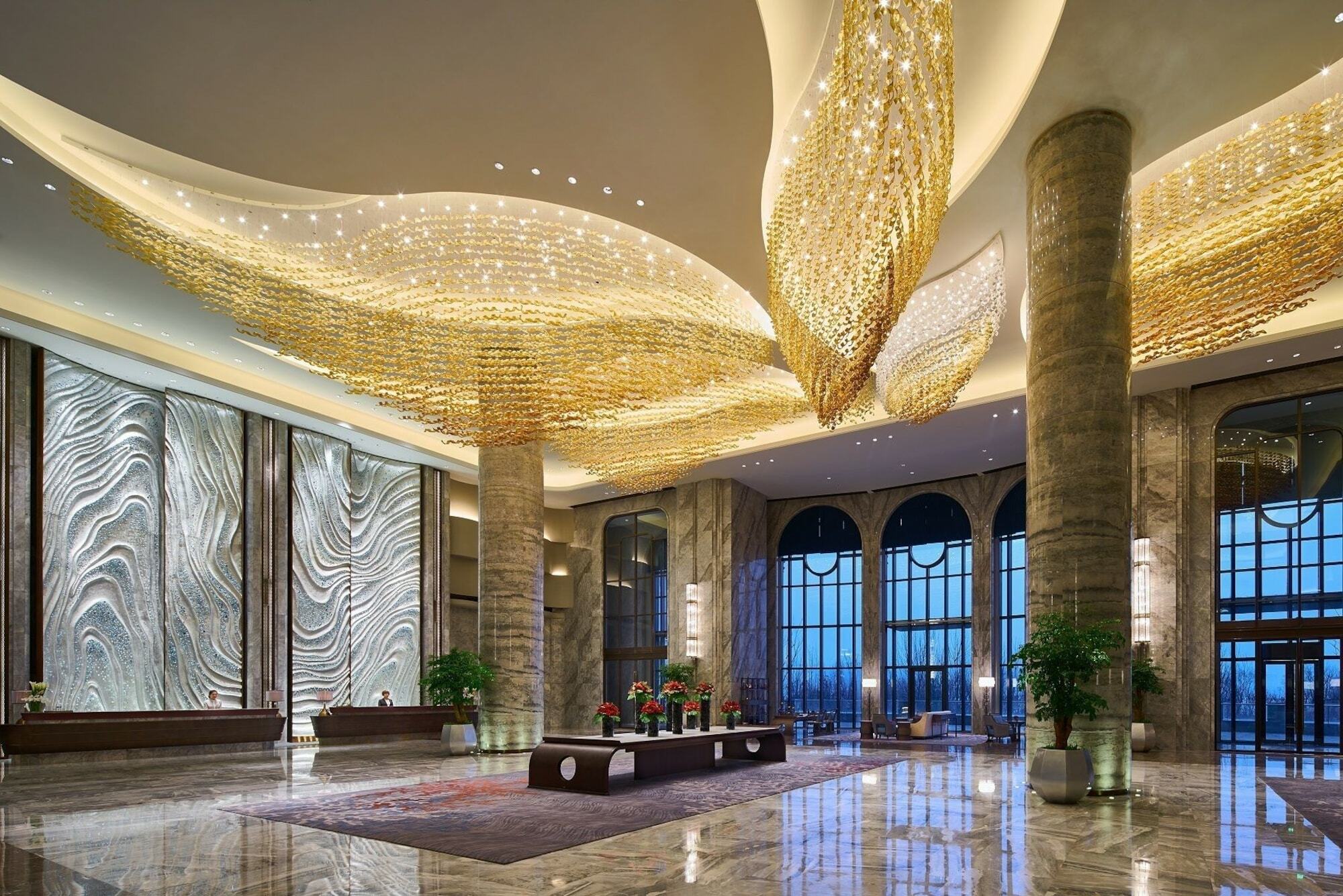 Wanda Realm Qingdao Movie Metropolis Hotel Exterior photo